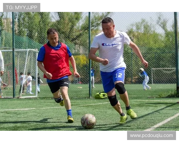 免费下载斗球安卓版本，畅享最真实的足球比赛乐趣